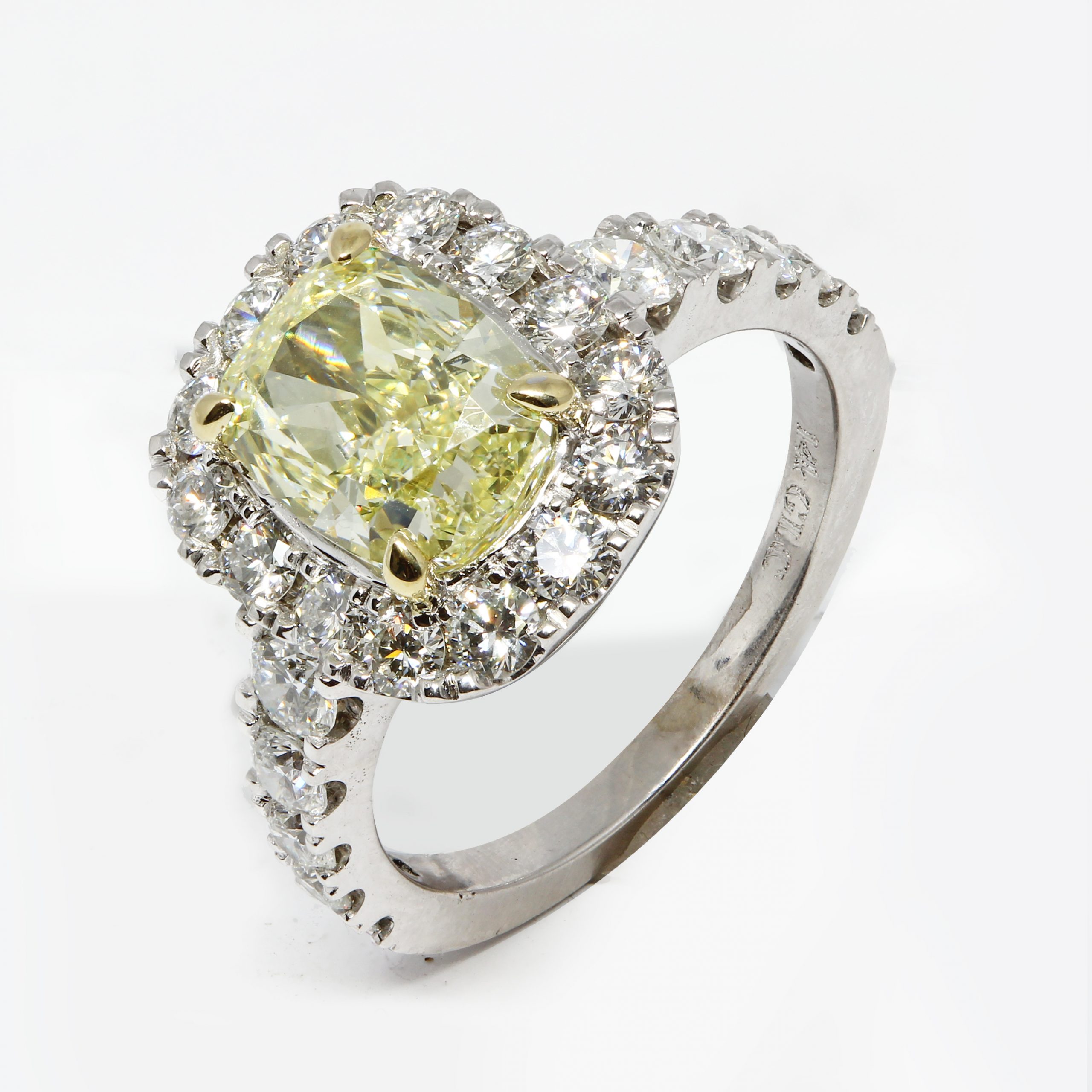 diamond-ring-yel-becker2-scaled